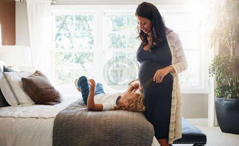 Holiday Gift Guide For Pregnant Women